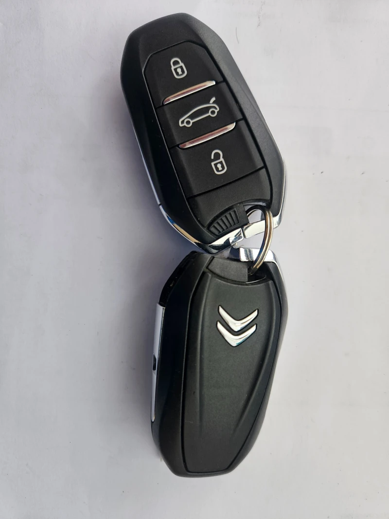 Citroen C4 Cactus 1.6HDI NAVI EVRO 6B KAMERA, снимка 13 - Автомобили и джипове - 49667136