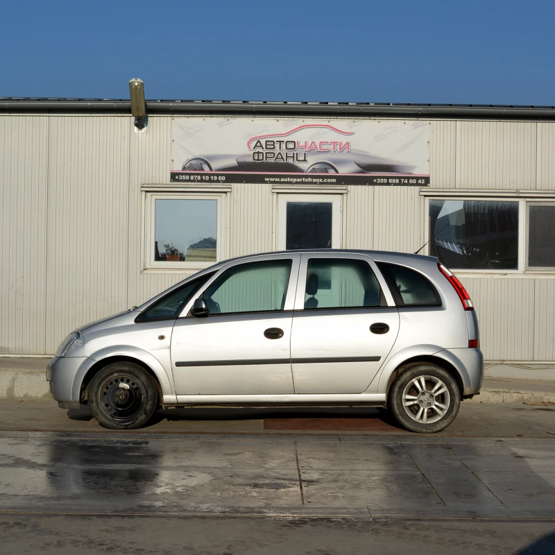 Opel Meriva 1.6 i, снимка 3 - Автомобили и джипове - 52168244