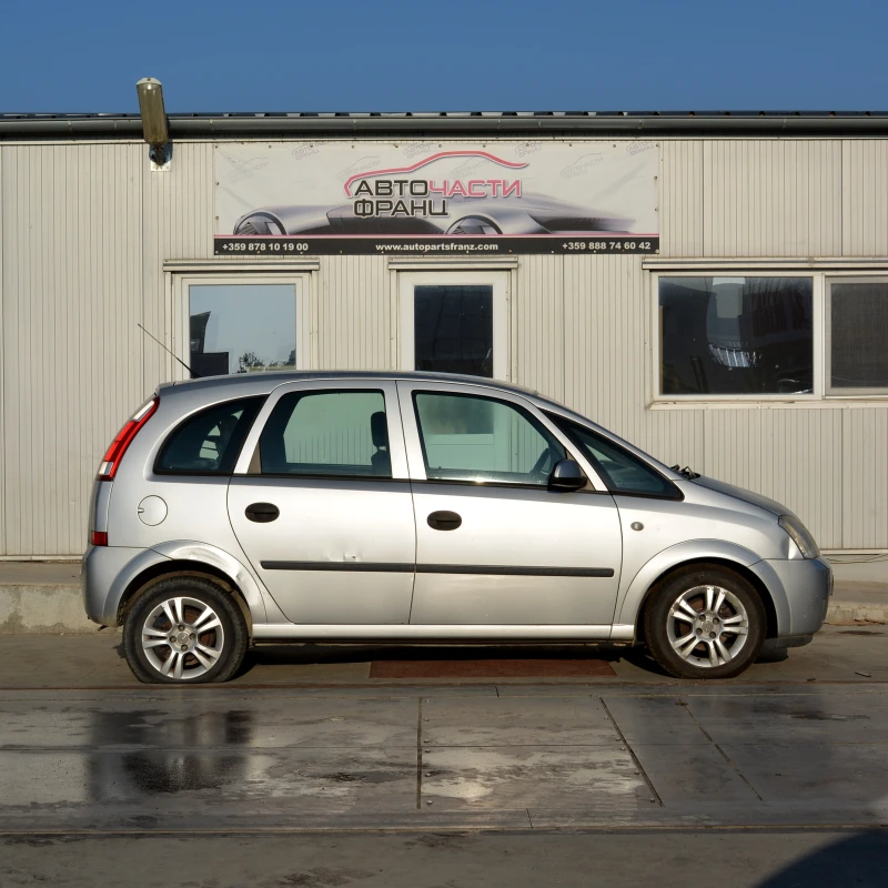 Opel Meriva 1.6 i, снимка 2 - Автомобили и джипове - 52168244