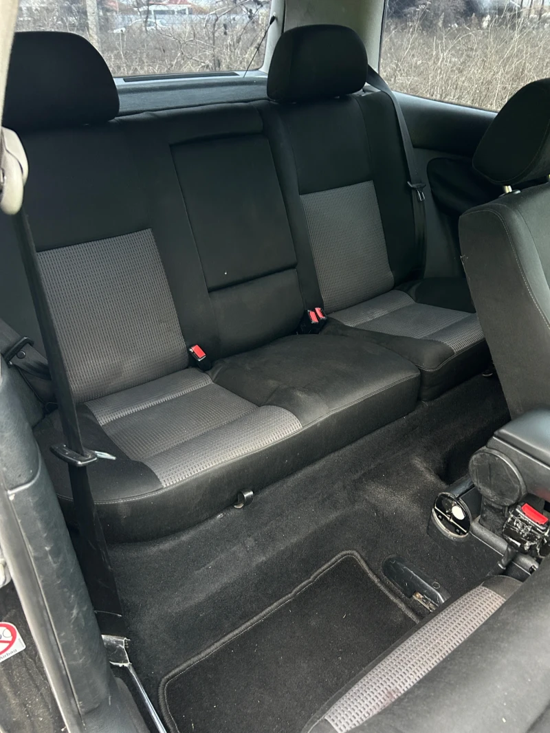 VW Golf 1.9 116, снимка 7 - Автомобили и джипове - 52680461