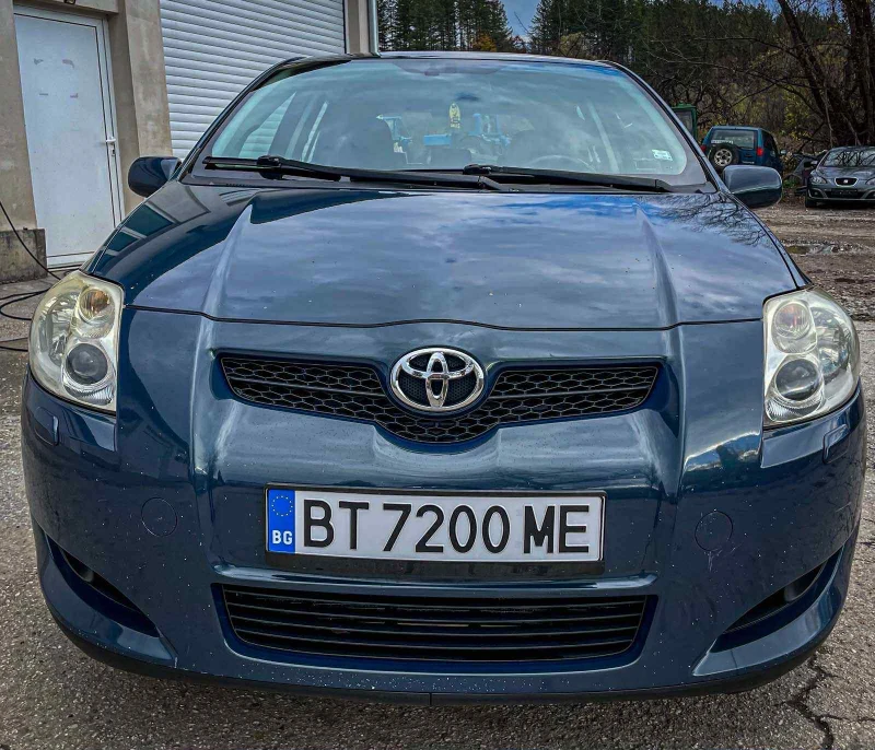 Toyota Auris, снимка 2 - Автомобили и джипове - 52776405