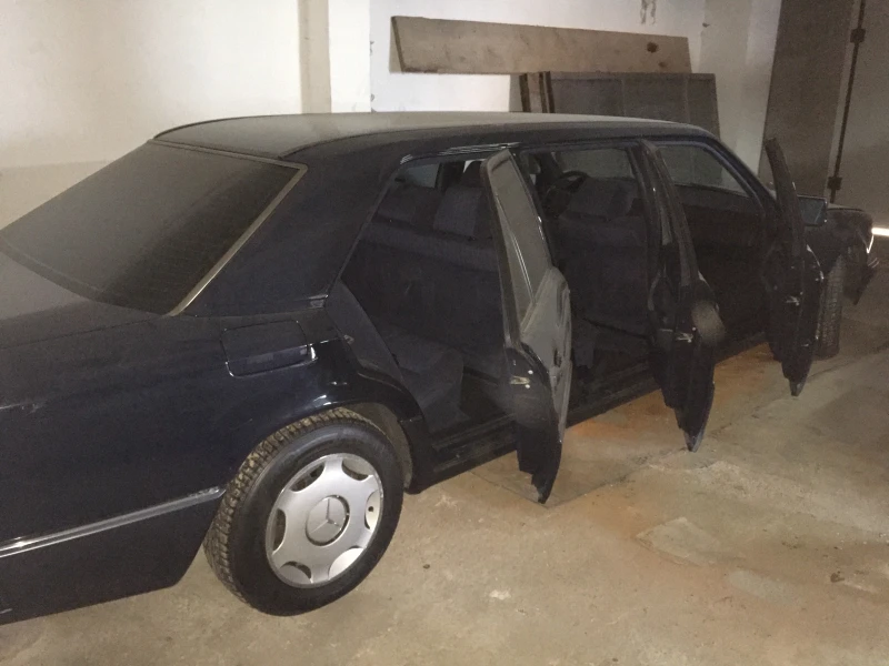 Mercedes-Benz 124 6 doors, снимка 10 - Автомобили и джипове - 53156275