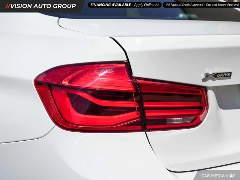 BMW 328 * 4dr Sdn 328d xDrive AWD| NAVI| SUNROOF| 2 SETS O, снимка 11 - Автомобили и джипове - 53529248