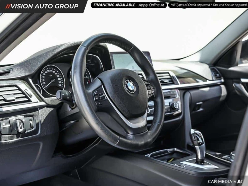 BMW 328 * 4dr Sdn 328d xDrive AWD| NAVI| SUNROOF| 2 SETS O, снимка 12 - Автомобили и джипове - 53529248