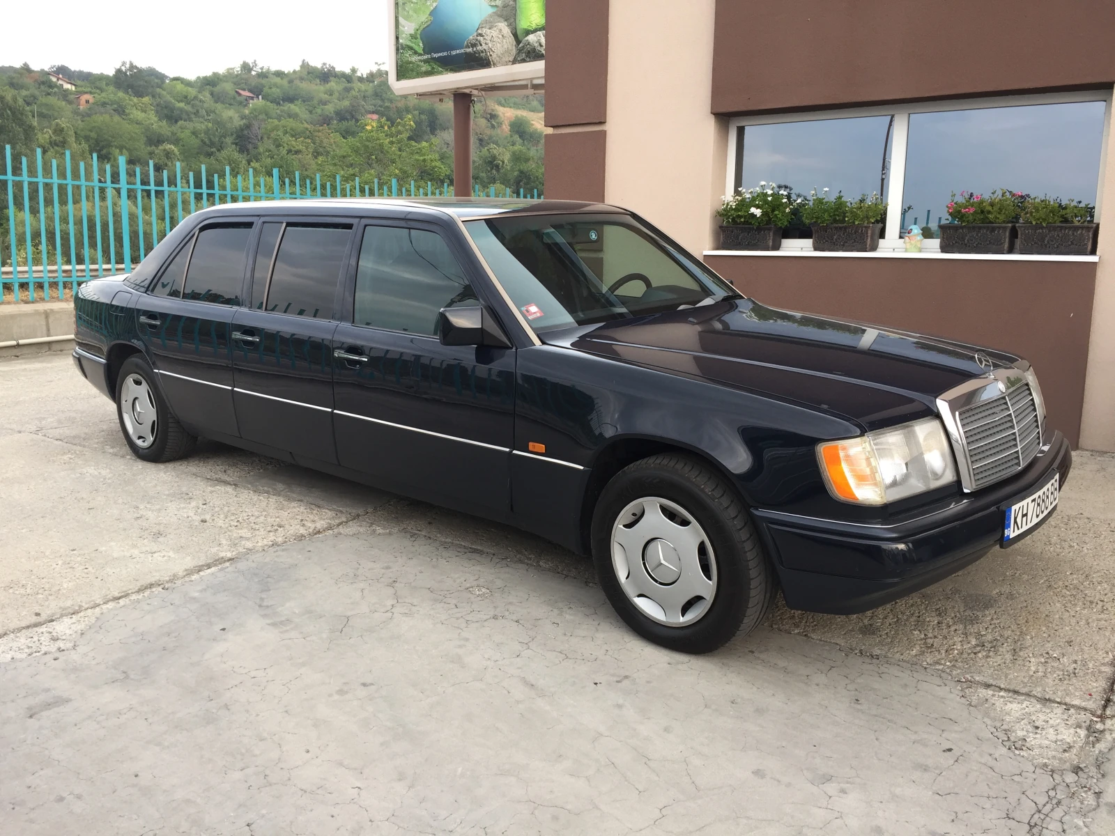 Mercedes-Benz 124 6 doors, снимка 1