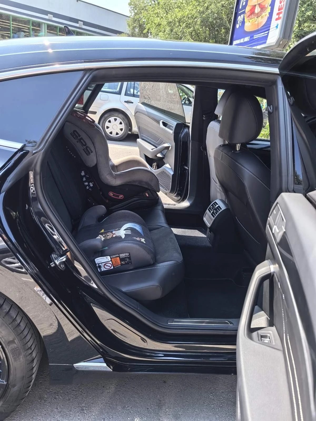 VW Arteon 4x4 200 к.с. ПРОДАДЕН - изображение 3