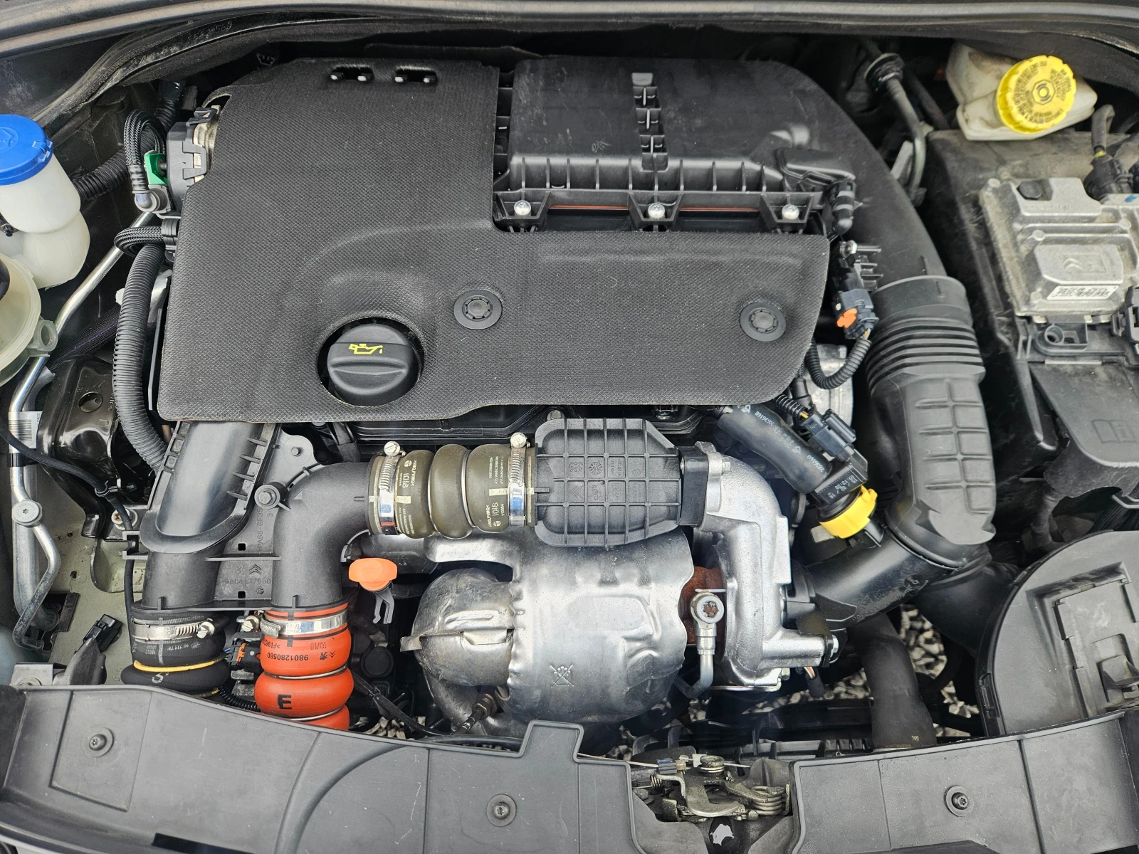 Citroen C4 Cactus 1.6HDI NAVI EVRO 6B KAMERA | Mobile.bg — изображение 14