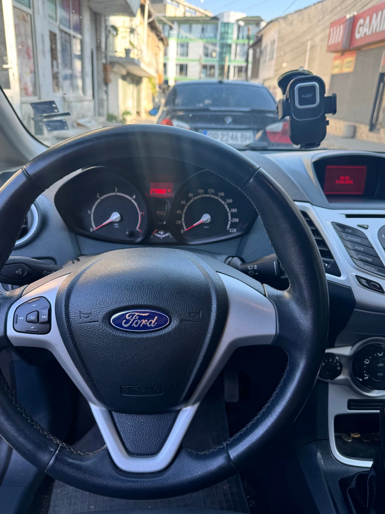 Ford Fiesta  - изображение 6