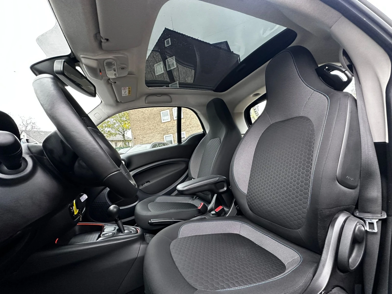 Smart Fortwo Гаранция до 2028г - изображение 8