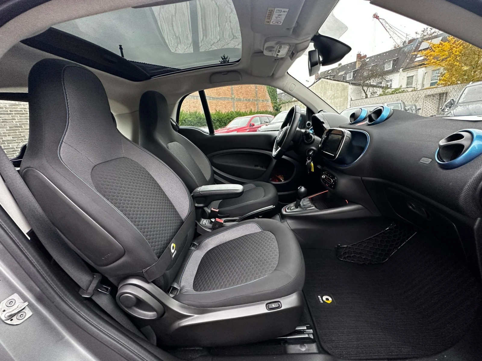 Smart Fortwo Гаранция до 2028г - изображение 6