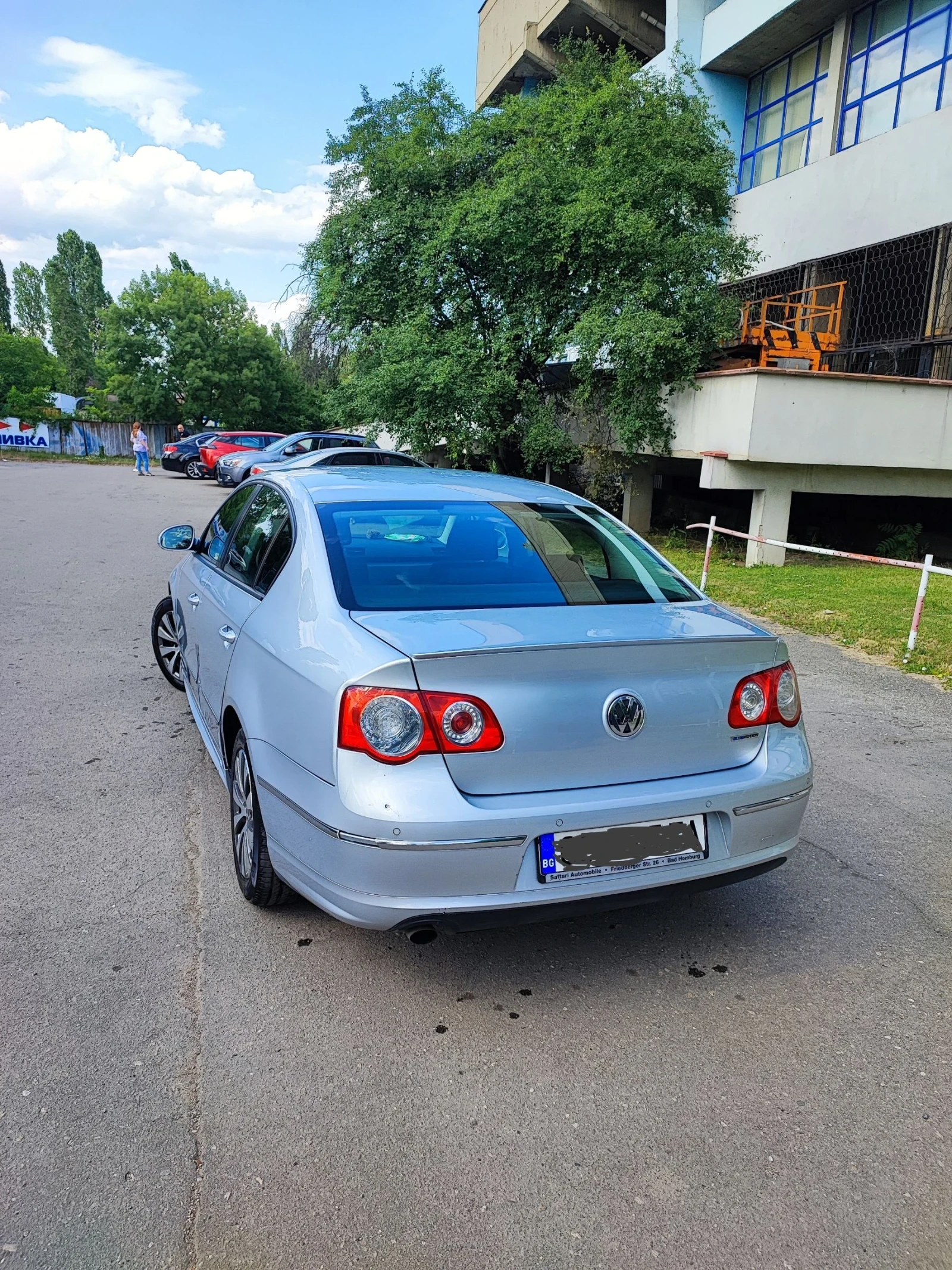 VW Passat Bluemotion - изображение 2