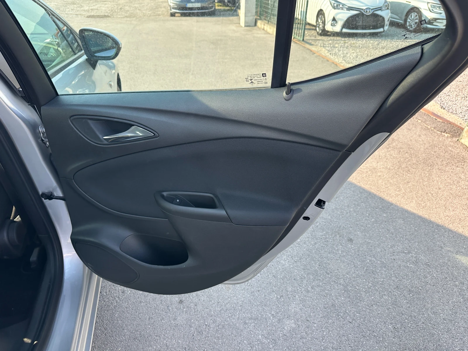 Opel Astra 1.6 - изображение 7