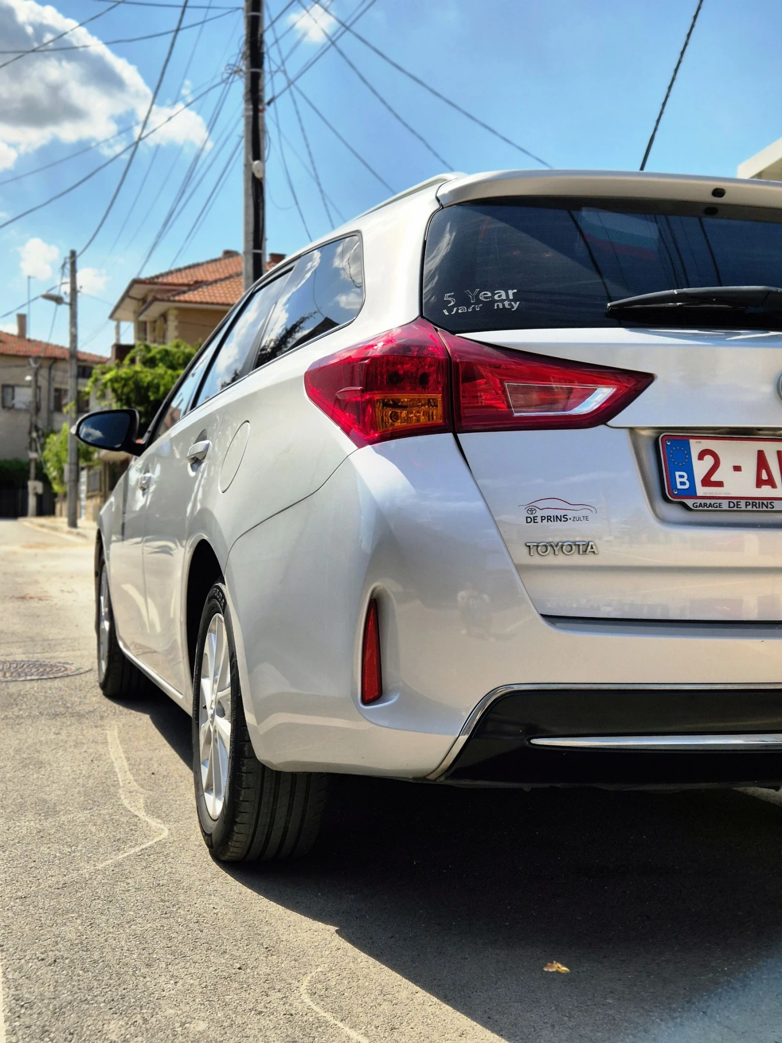 Toyota Auris 1.33i - изображение 3