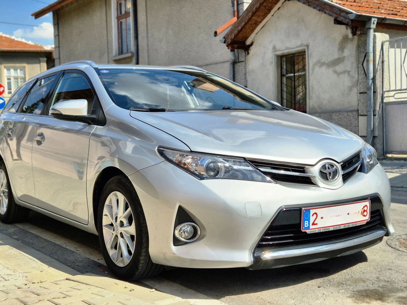 Toyota Auris 1.33i - изображение 6