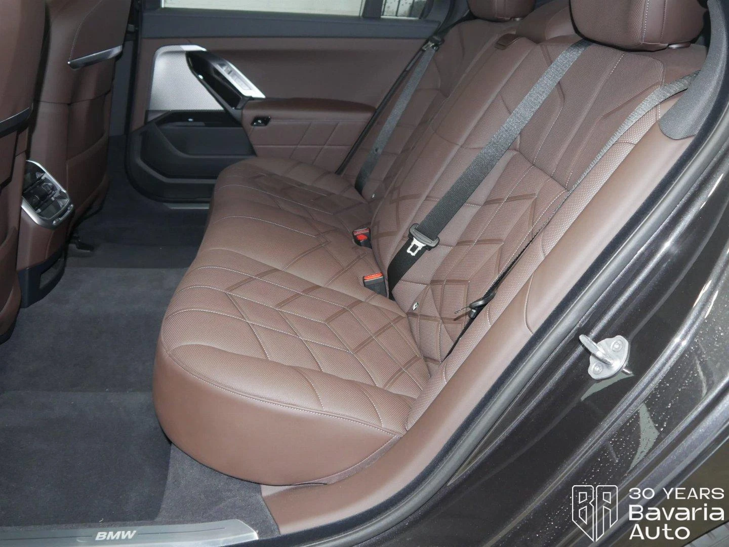 BMW 740 d xDrive Sportautomatic - изображение 9