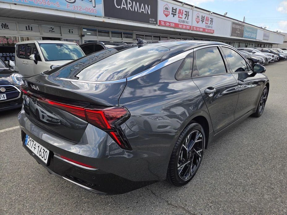 Kia K5 2.0 Noblesse * НАЙ-ДОБРА ЦЕНА В БЪЛГАРИЯ*  - изображение 4