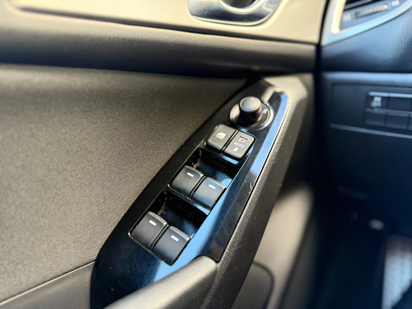 Mazda 3 6 ������ ��������/1.5D 105�.�. �������/������ | Mobile.bg � ����������� 17