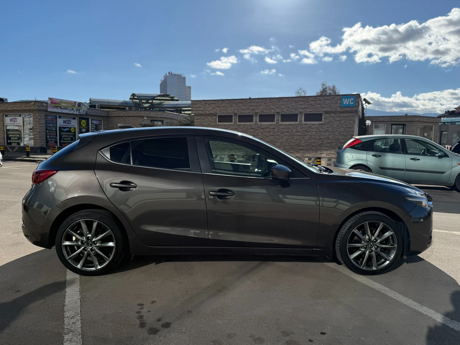 Mazda 3 6 МЕСЕЦА ГАРАНЦИЯ/1.5D 105к.с. Подгрев/Камера - изображение 5