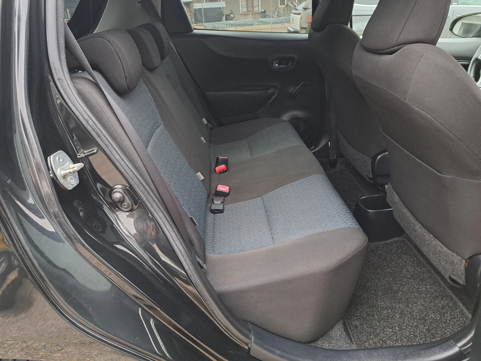 Toyota Yaris 1.33i* КЛИМА* NAVI* КАМЕРА* 6ск* ГЕРМАНИЯ - изображение 8