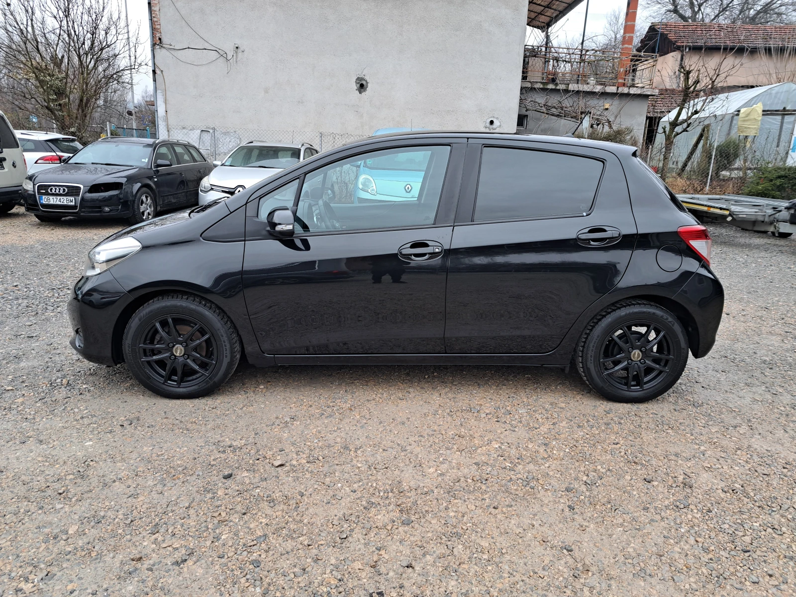 Toyota Yaris 1.33i* КЛИМА* NAVI* КАМЕРА* 6ск* ГЕРМАНИЯ - изображение 3
