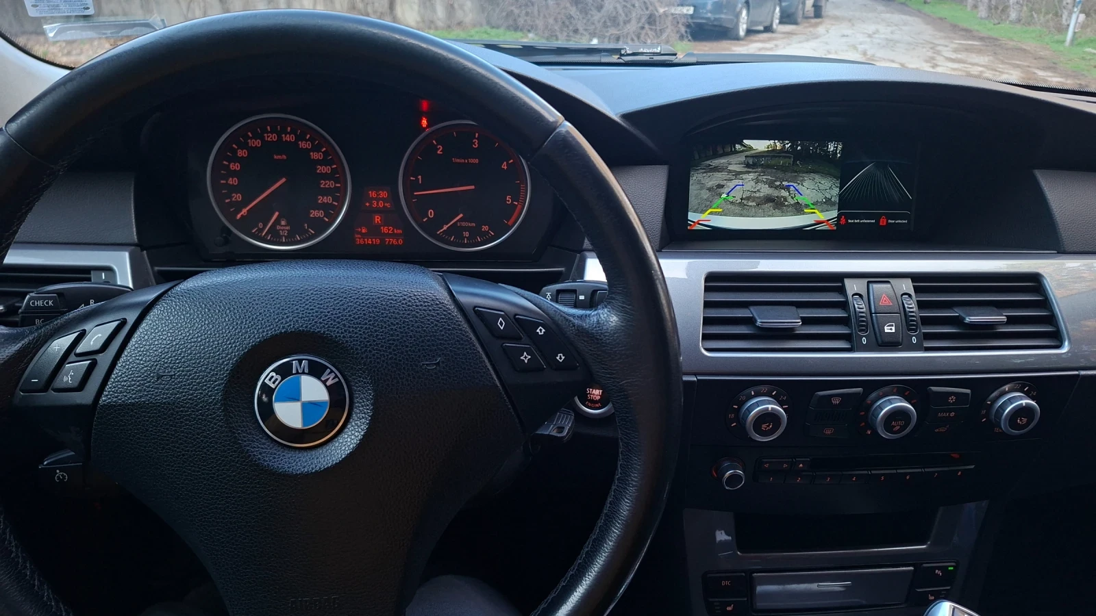 BMW 525  - изображение 10