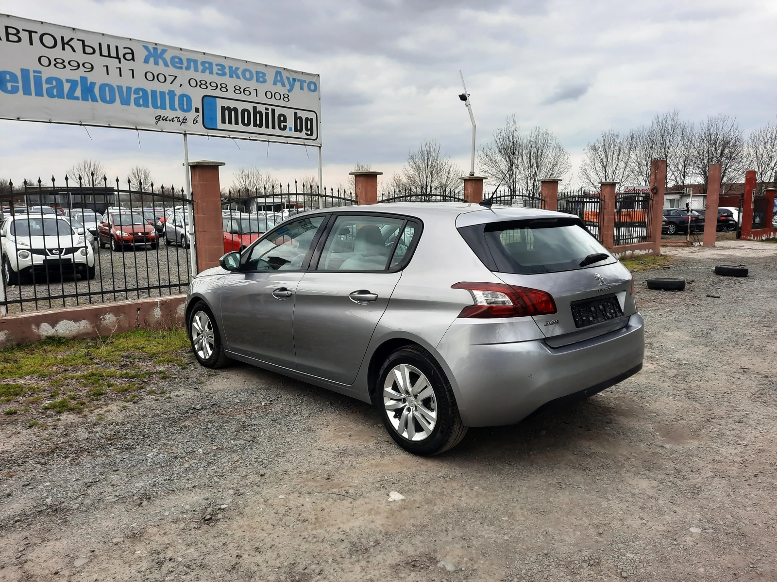 Peugeot 308 1.6eHDI, снимка 6 - Автомобили и джипове - 53905245