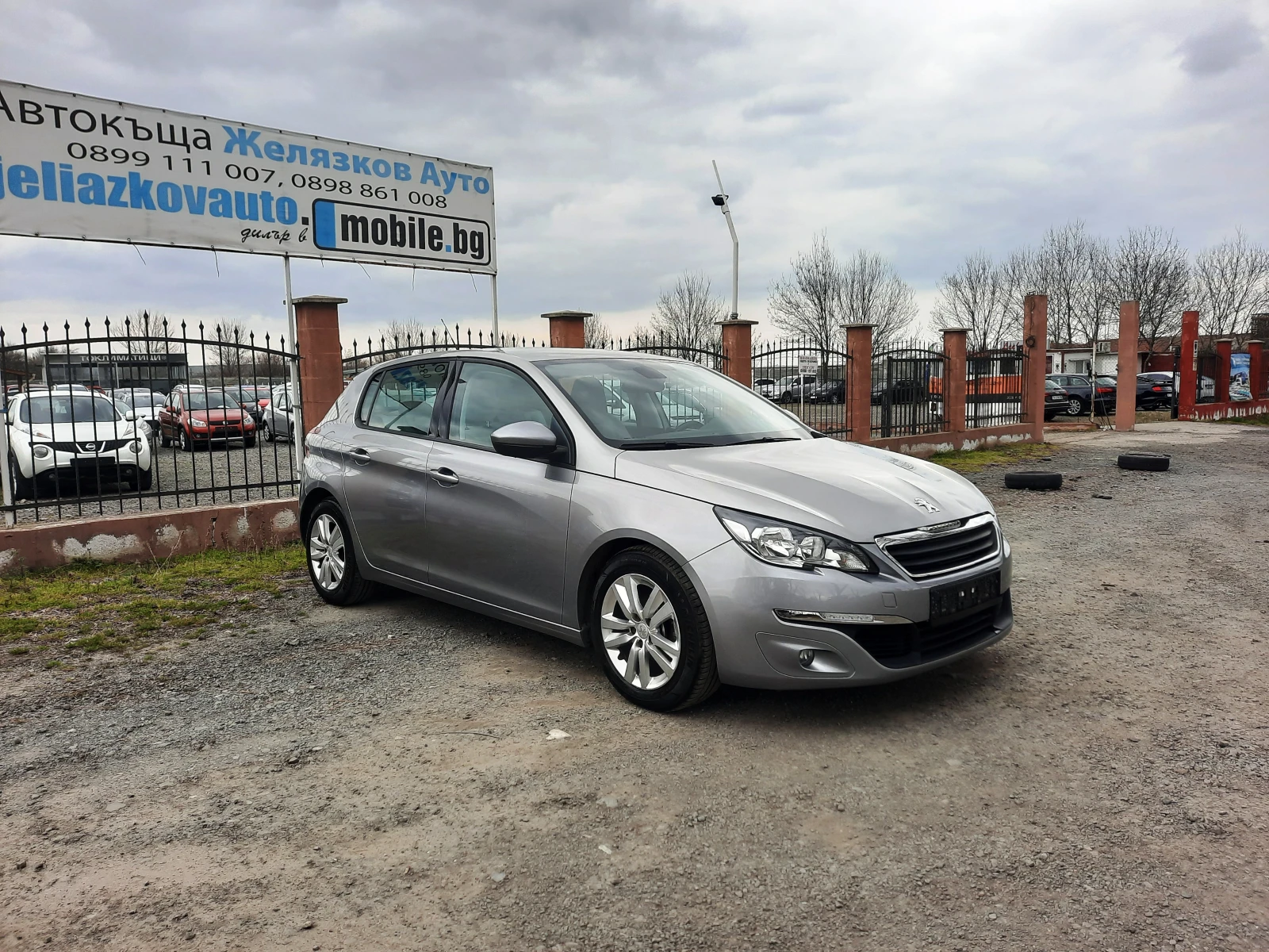 Peugeot 308 1.6eHDI, снимка 3 - Автомобили и джипове - 53905245