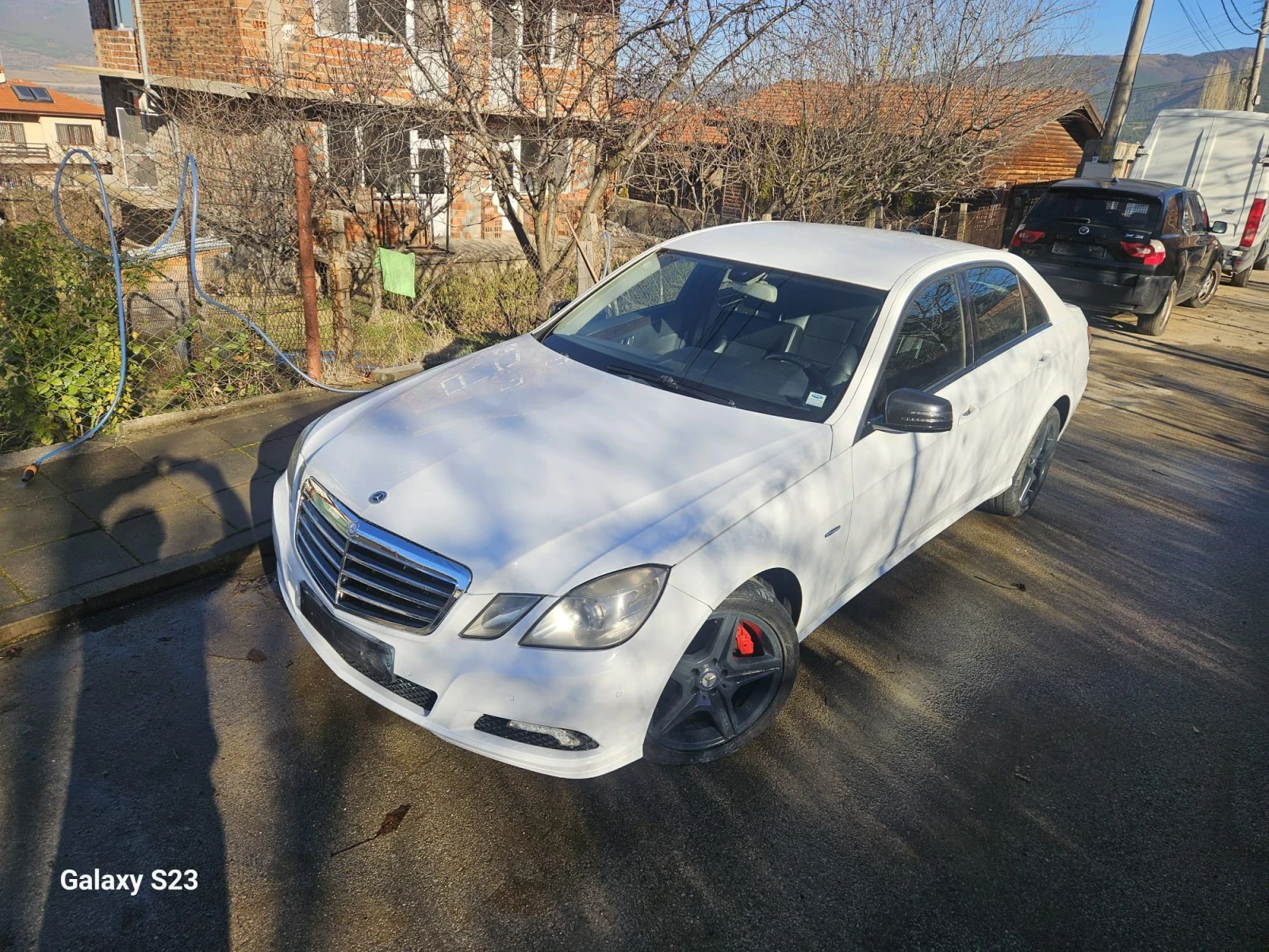 Mercedes-Benz E 200 2.2CDI, снимка 5 - Автомобили и джипове - 54031320