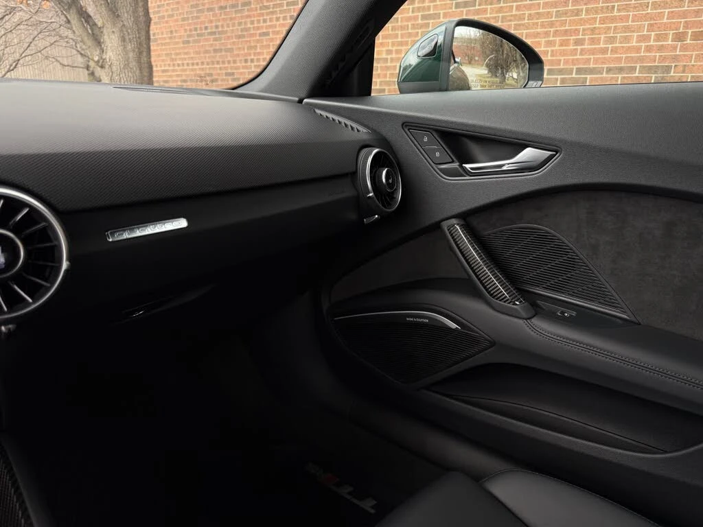 Audi Tt * АвтоКредит * (ЦЕНА ДО БГ), снимка 16 - Автомобили и джипове - 54034284