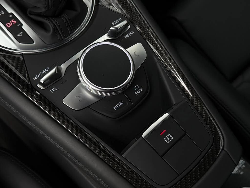 Audi Tt * АвтоКредит * (ЦЕНА ДО БГ), снимка 14 - Автомобили и джипове - 54034284