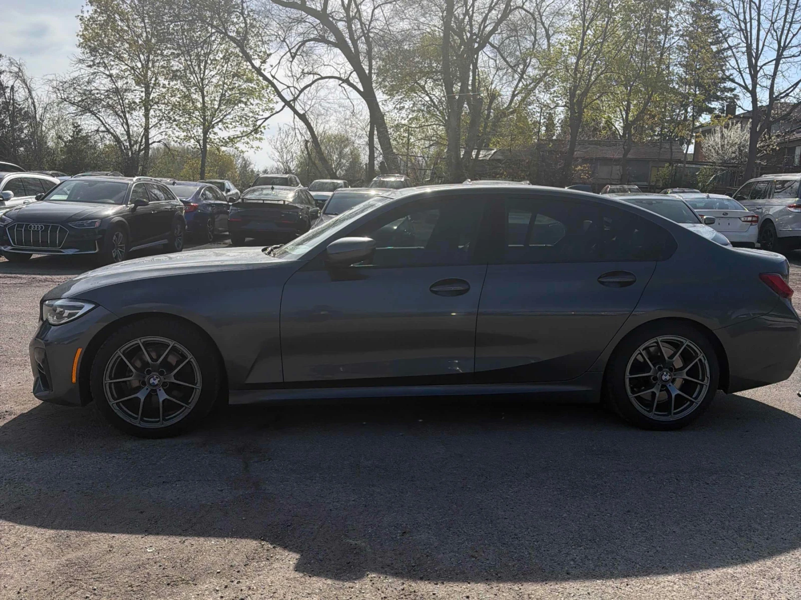 BMW 330 CARFAX * АВТОКРЕДИТ * ПРОГНОЗНА ЦЕНА ДО БГ, снимка 2 - Автомобили и джипове - 54488712