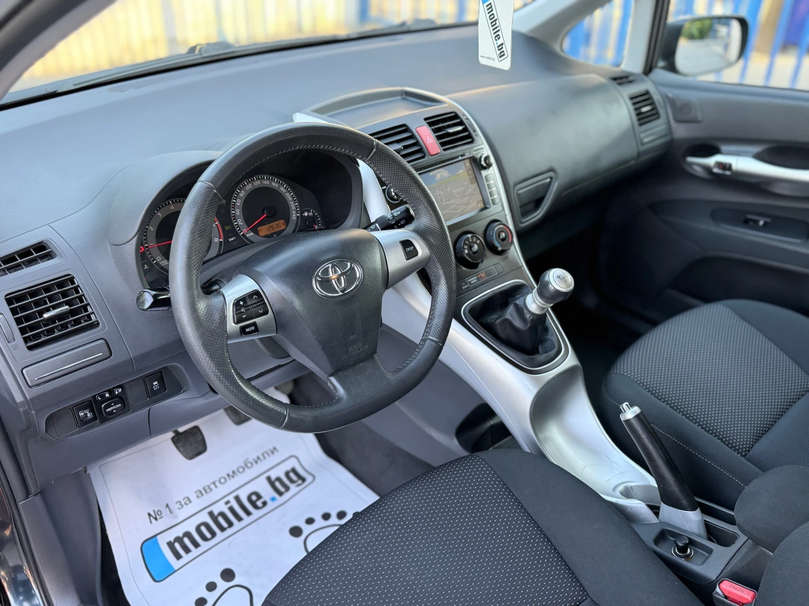 Toyota Auris 1.6i - ФЕЙСЛИФТ - КАМЕРА - НАВИГАЦИЯ - ОТЛИЧНА, снимка 5 - Автомобили и джипове - 54853531