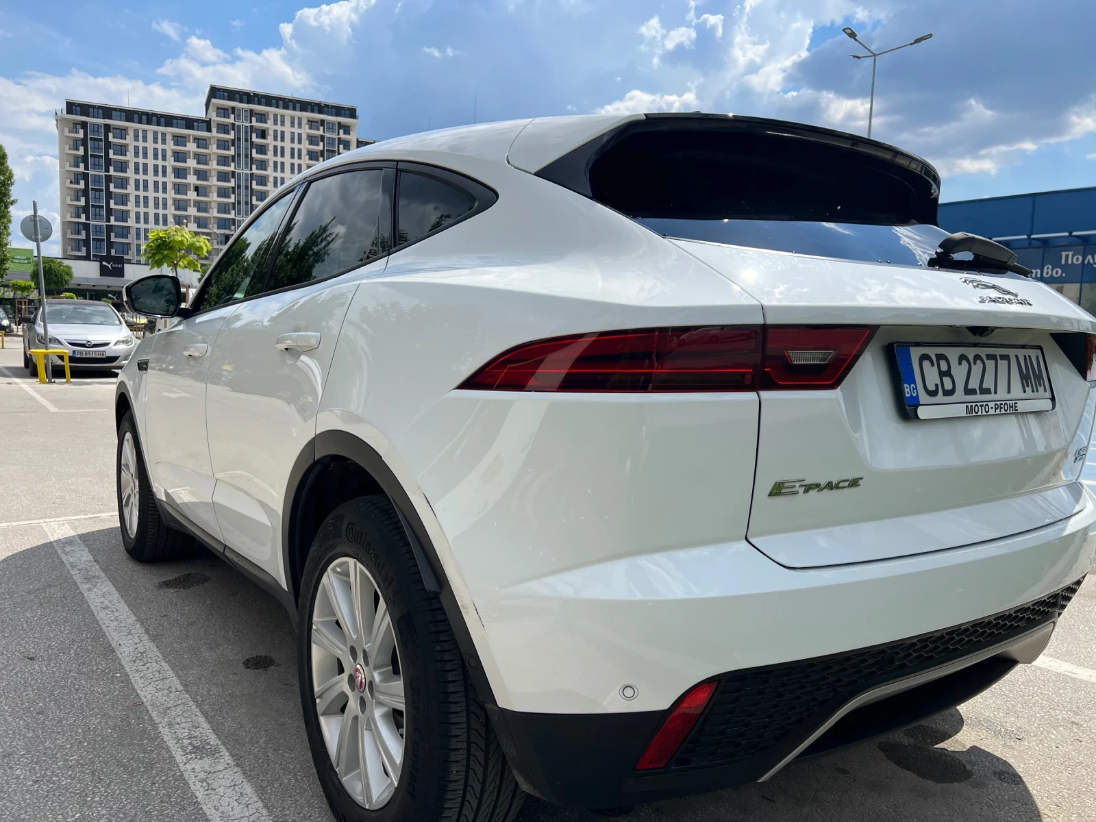 Jaguar E-pace R Dynamic 180D, снимка 6 - Автомобили и джипове - 54959707