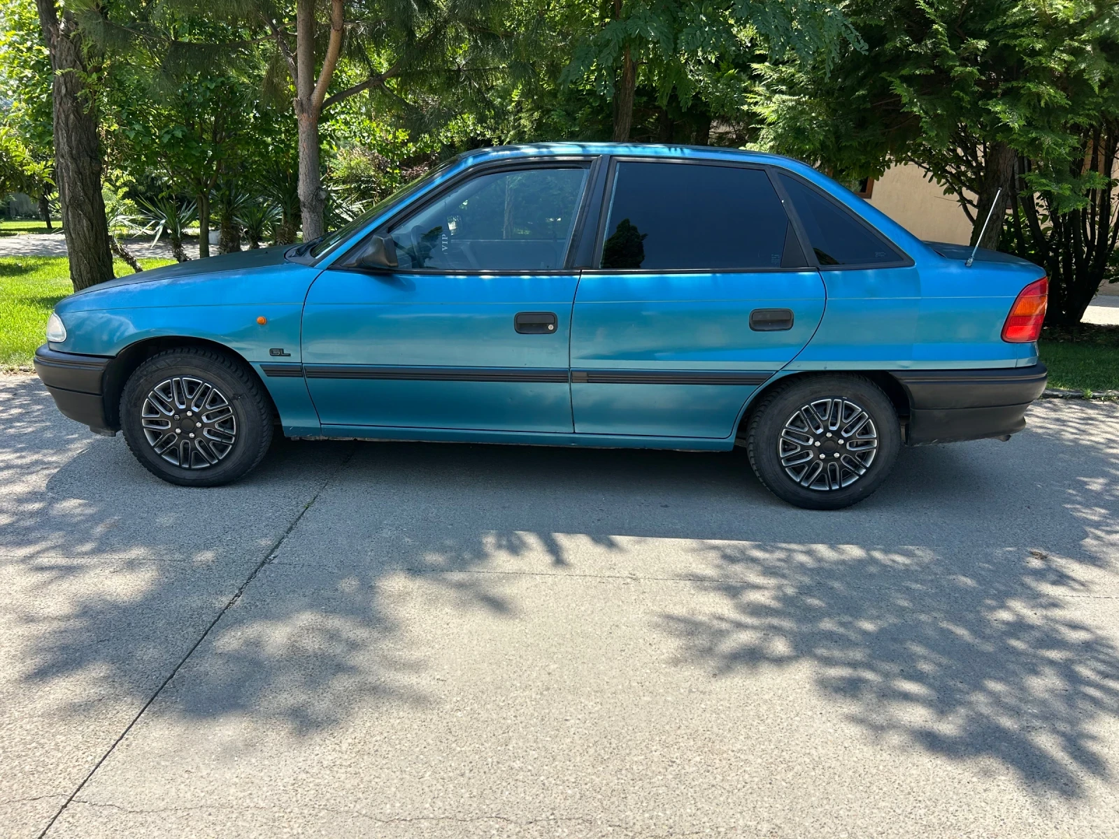 Opel Astra 1.4 ГАЗ, снимка 4 - Автомобили и джипове - 55102827