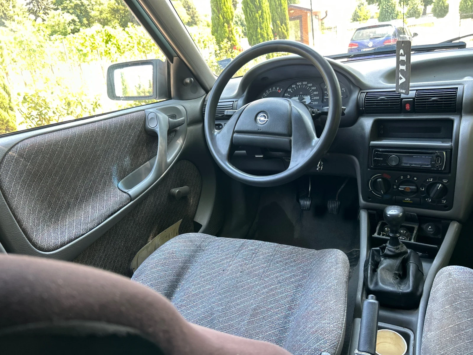 Opel Astra 1.4 ГАЗ, снимка 9 - Автомобили и джипове - 55102827