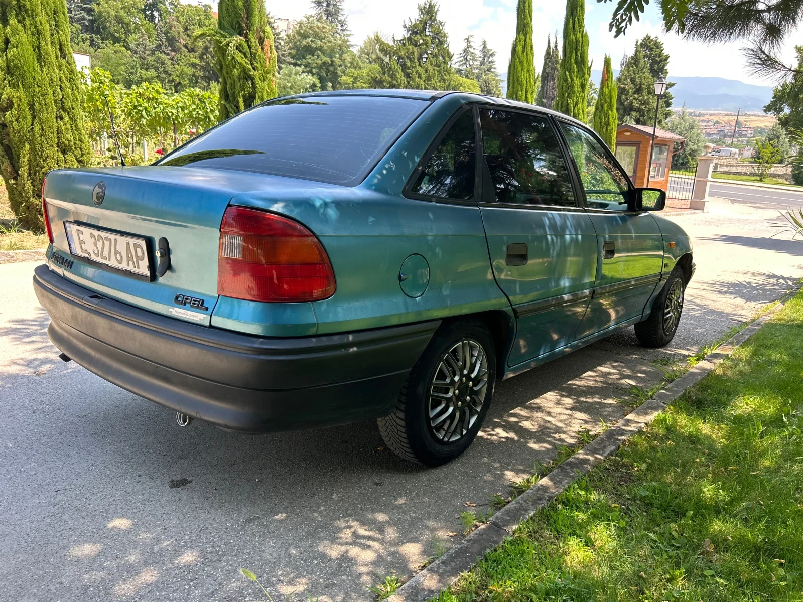 Opel Astra 1.4 ГАЗ, снимка 7 - Автомобили и джипове - 55102827