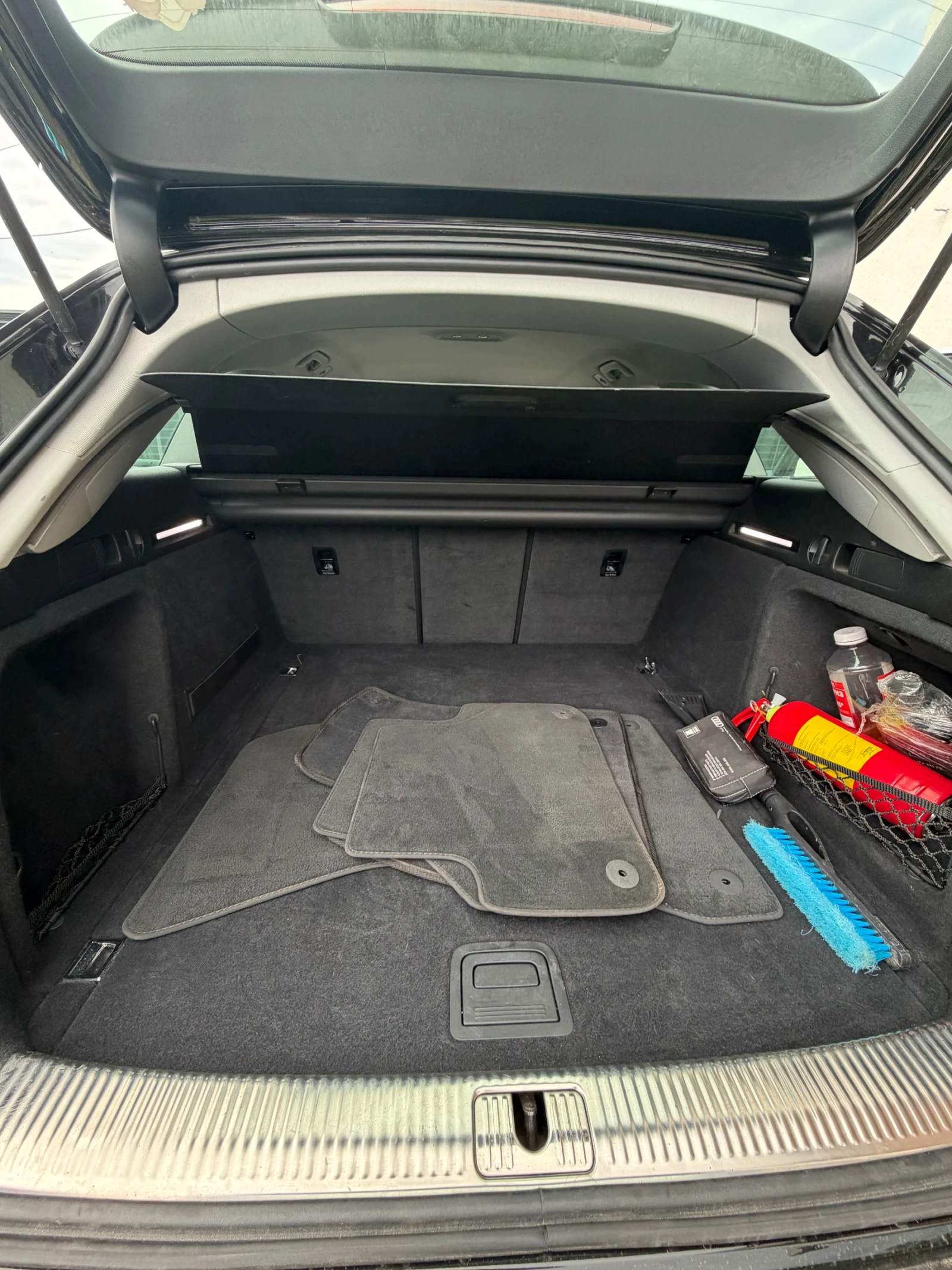 Audi A4 B9 2.0 TDI, снимка 10 - Автомобили и джипове - 55213325