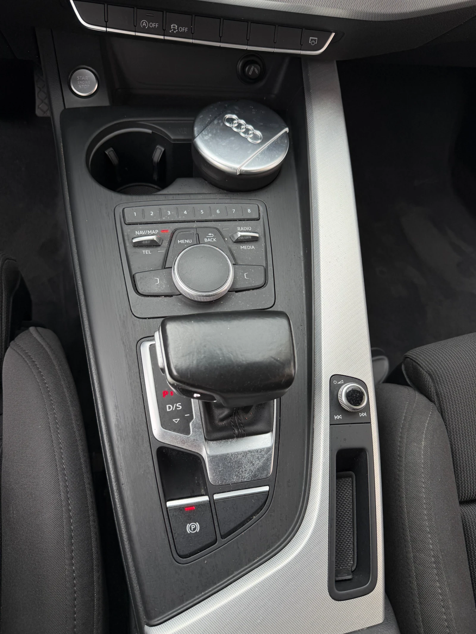 Audi A4 B9 2.0 TDI, снимка 5 - Автомобили и джипове - 55213325
