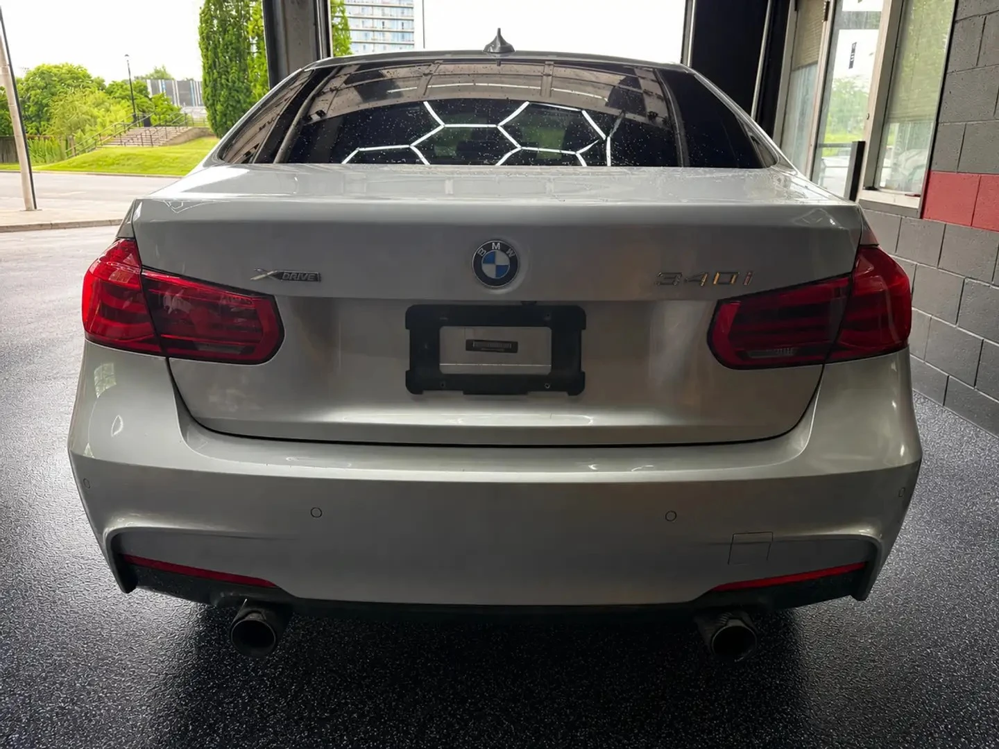 BMW 340 xDrive M Sport ЦЕНА ДО БГ РЕГИСТРАЦИЯ & АВТОКРЕДИТ, снимка 5 - Автомобили и джипове - 55327289