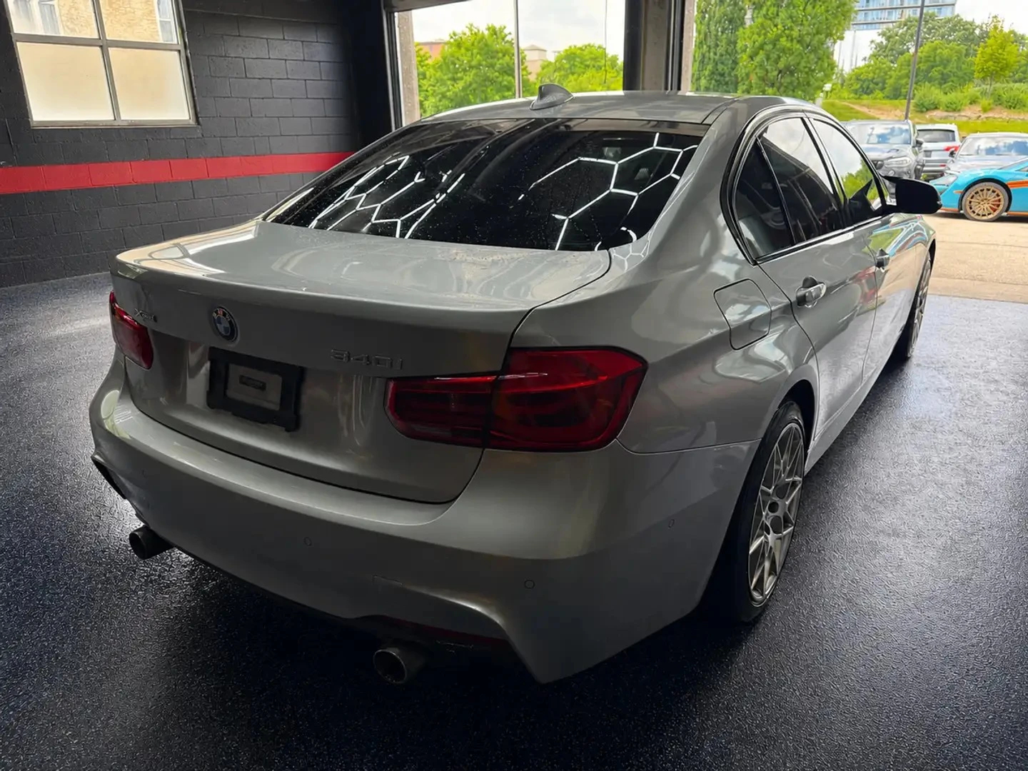 BMW 340 xDrive M Sport ЦЕНА ДО БГ РЕГИСТРАЦИЯ & АВТОКРЕДИТ, снимка 6 - Автомобили и джипове - 55327289