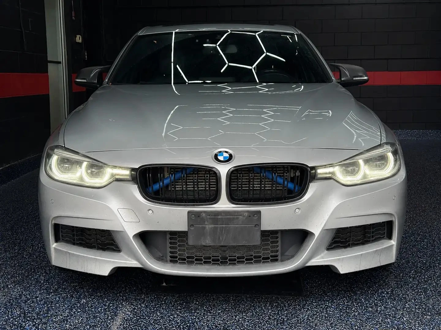 BMW 340 xDrive M Sport ЦЕНА ДО БГ РЕГИСТРАЦИЯ & АВТОКРЕДИТ, снимка 2 - Автомобили и джипове - 55327289