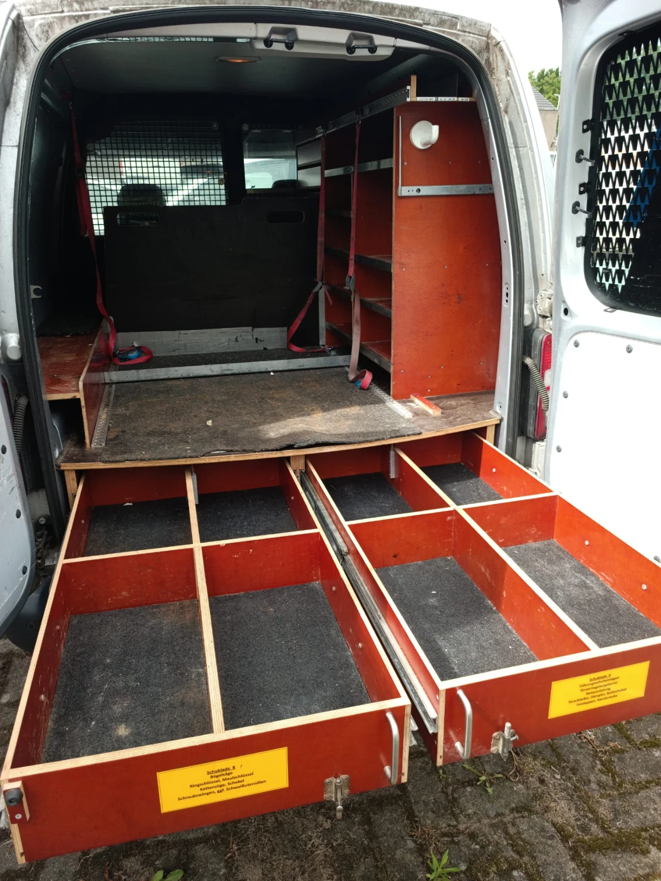 VW Caddy 1.6 Dizel klima, снимка 11 - Автомобили и джипове - 55554690
