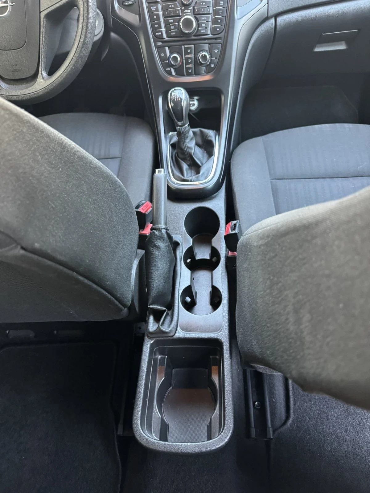 Opel Astra 1.4 87hp, снимка 12 - Автомобили и джипове - 55619580