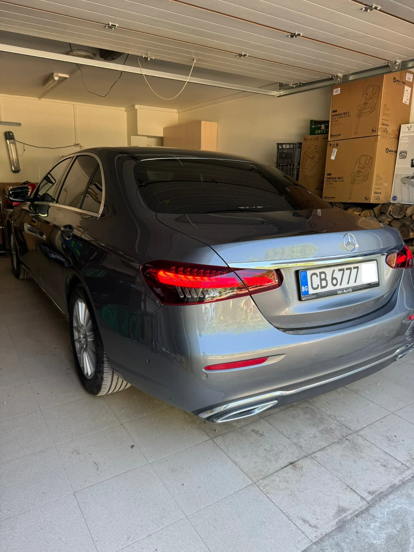 Mercedes-Benz E 200 EXCLUSIVE / AIRMATIC ВЪЗДУХ / ПОД ГАРАНЦИЯ, снимка 9 - Автомобили и джипове - 55696381