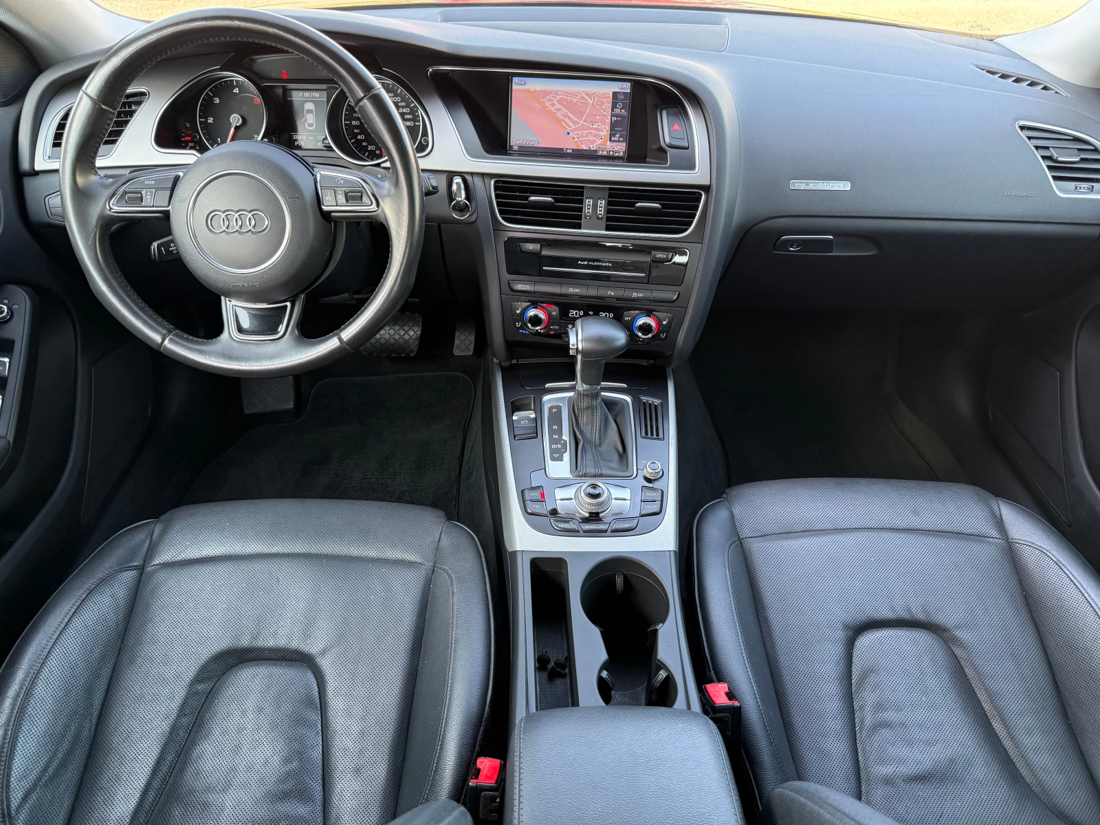 Audi A5 SB 3.0tdi QUATTRO* ОБДУХВАНЕ* ПОДГРЕВ* ПАМЕТ* LED, снимка 11 - Автомобили и джипове - 55812304