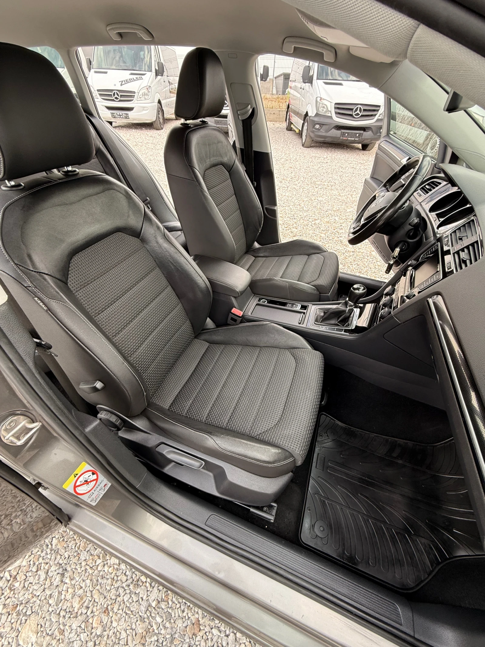VW Golf ЛИЗИНГ-1.6TDi-4motion, снимка 12 - Автомобили и джипове - 56045822
