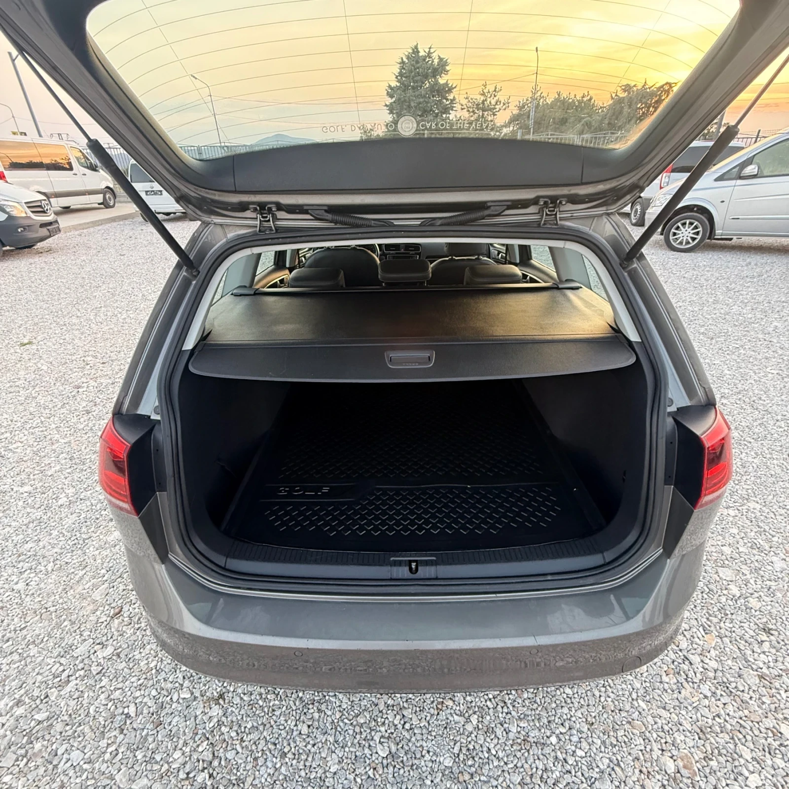 VW Golf ЛИЗИНГ-1.6TDi-4motion, снимка 8 - Автомобили и джипове - 56045822