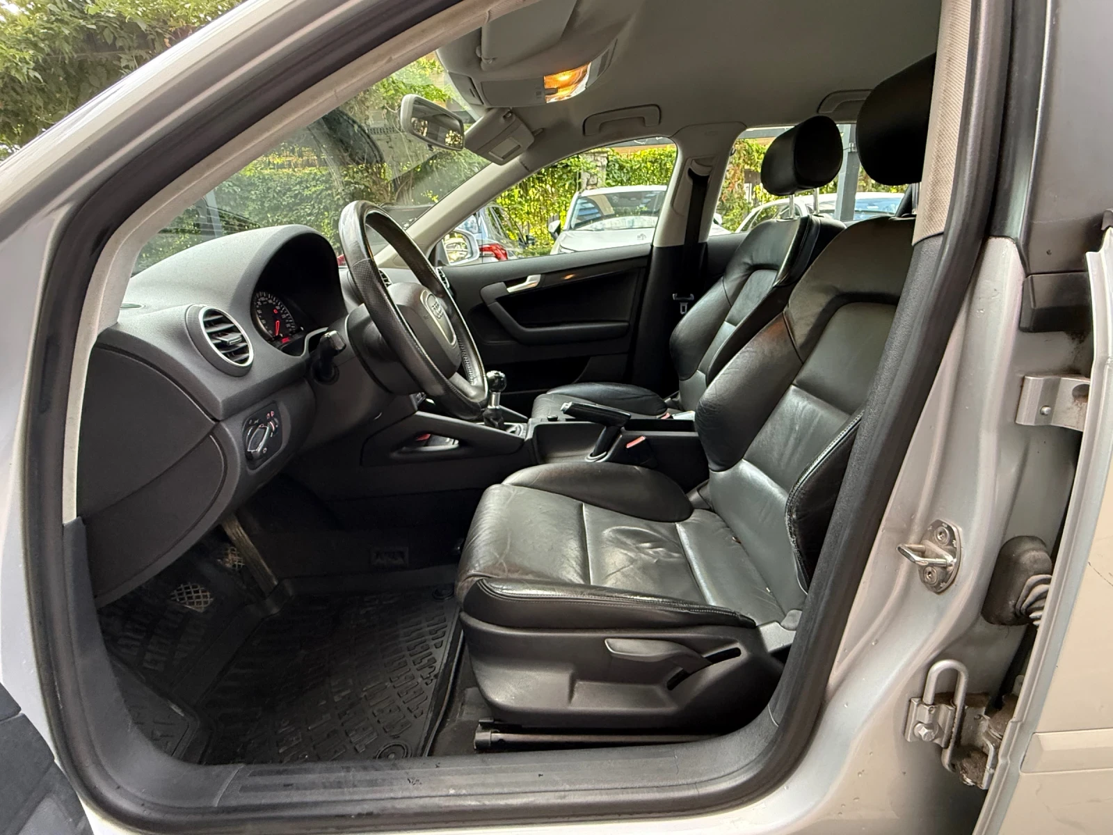 Audi A3 2.0 ТУРБО 4x4, снимка 10 - Автомобили и джипове - 56076323