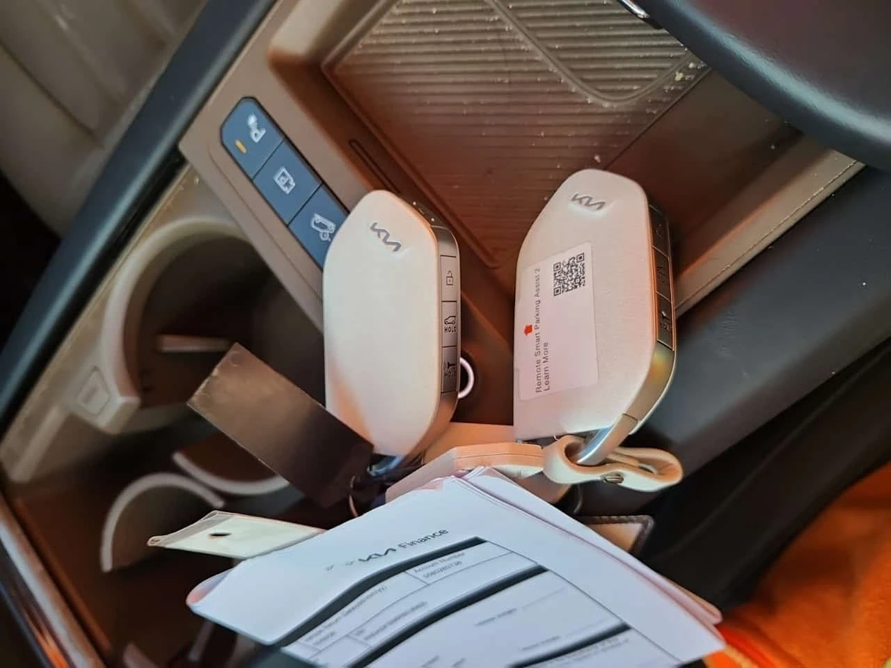 Kia EV9 Awd Land W/premium Package| Meridian| 7 Места| | , снимка 8 - Автомобили и джипове - 56252815