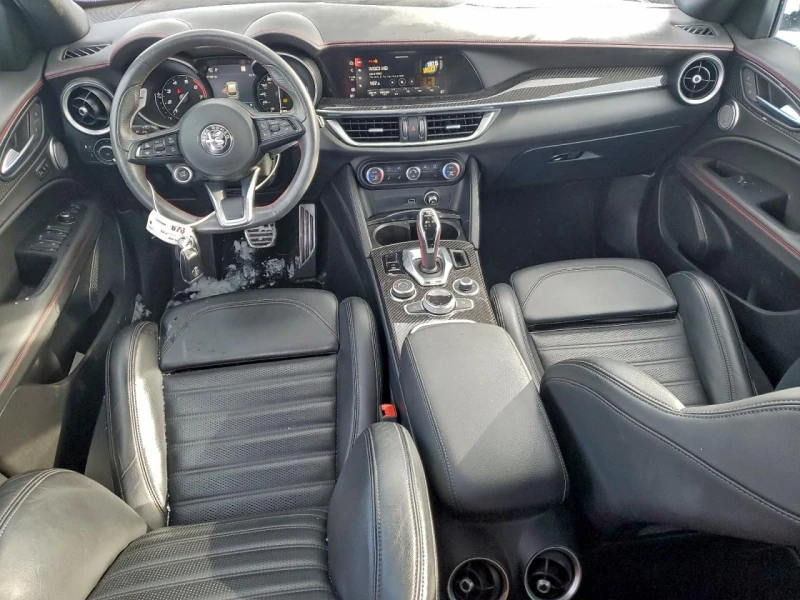 Alfa Romeo Stelvio Ti Q4 280кс * Възможност за Лизинг* , снимка 8 - Автомобили и джипове - 53038873